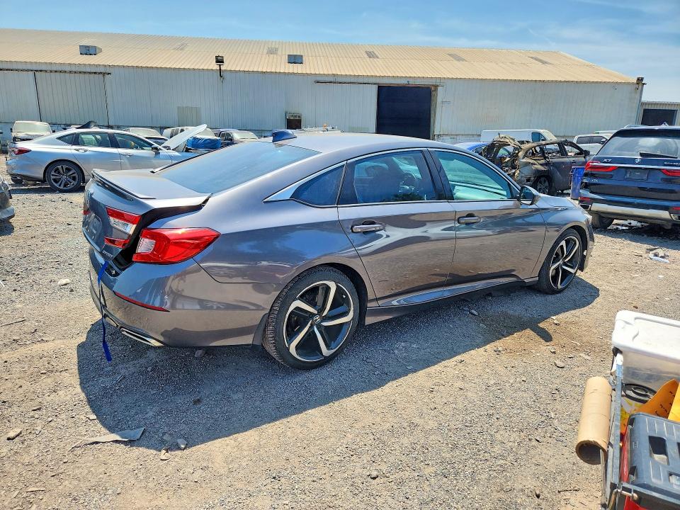 Продажа на аукционе авто 2018 Honda Accord, vin: 1HGCV1F36JA155199, номер лота: 62000196
