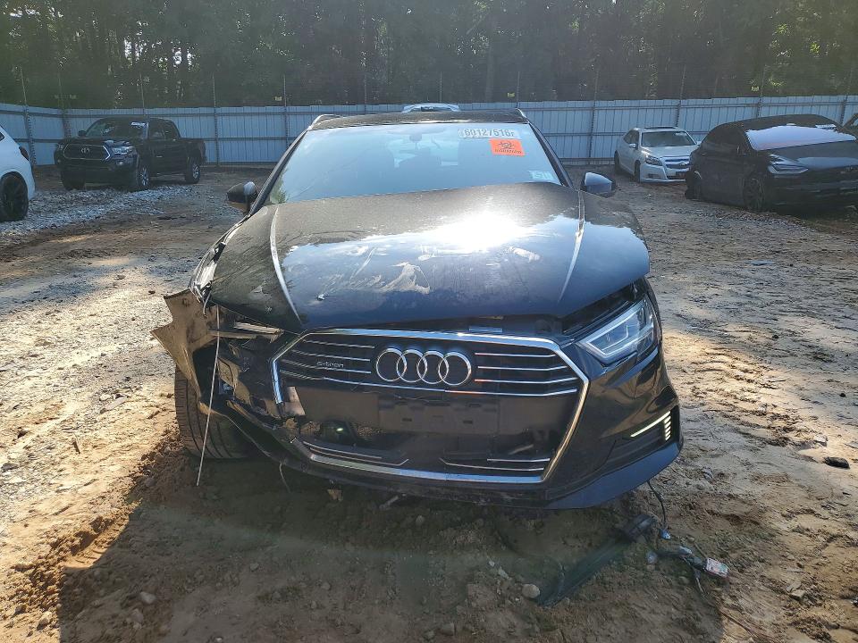 Продаж на аукціоні авто 2018 Audi A3, vin: WAUTPBFF7JA075951, номер лоту: 60127516