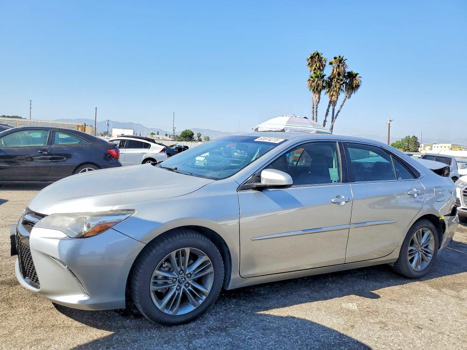 2017 Toyota Camry მანქანა იყიდება აუქციონზე, vin: 4T1BF1FK7HU425186, აუქციონის ნომერი: 63074276