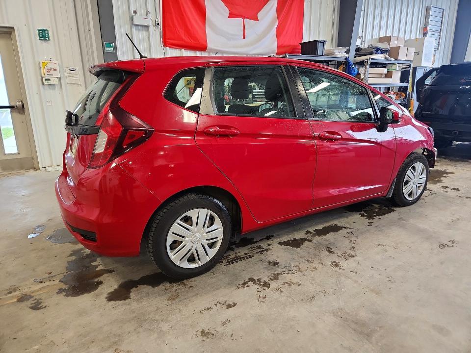61349486 :رقم المزاد ، 3HGGK5H5XKM104406 vin ، 2019 Honda Fit مزاد بيع