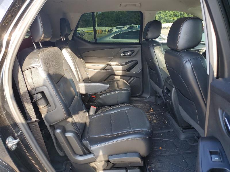 60059586 :رقم المزاد ، 1GNERKKW5JJ272006 vin ، 2018 Chevrolet Traverse مزاد بيع