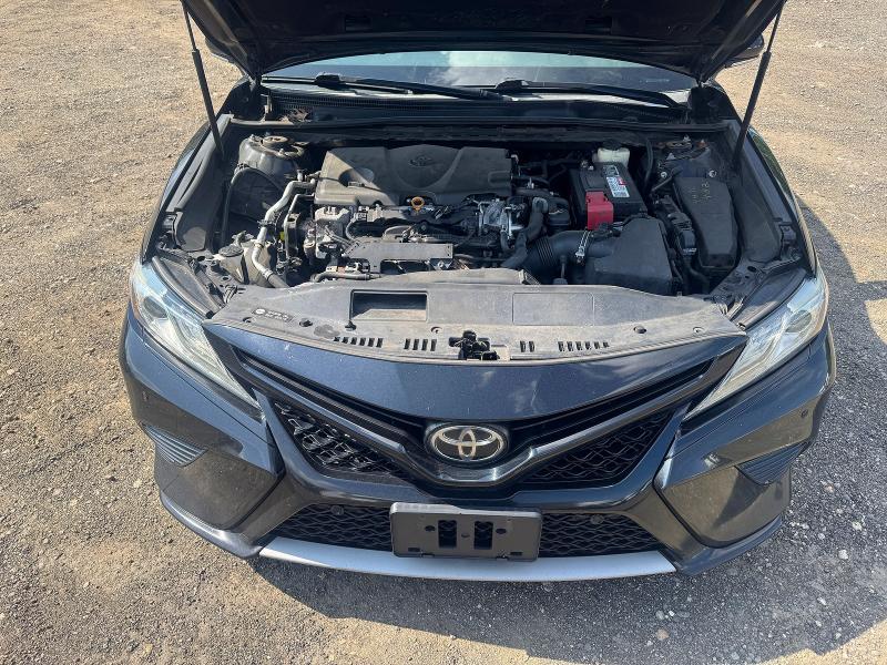 Продаж на аукціоні авто 2018 Toyota Camry, vin: 4T1B61HK9JU052302, номер лоту: 60720546