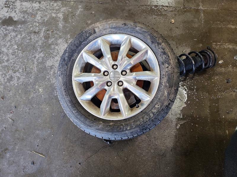 61481206 :رقم المزاد ، 1C4PJMDB6FW552297 vin ، 2015 Jeep Cherokee مزاد بيع