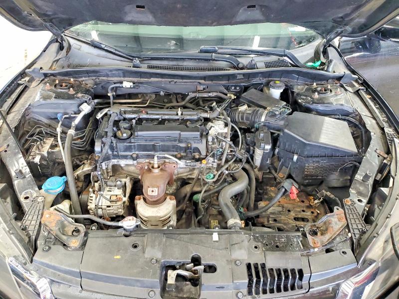 63364446 :رقم المزاد ، 1HGCR2F31FA131328 vin ، 2015 Honda Accord مزاد بيع