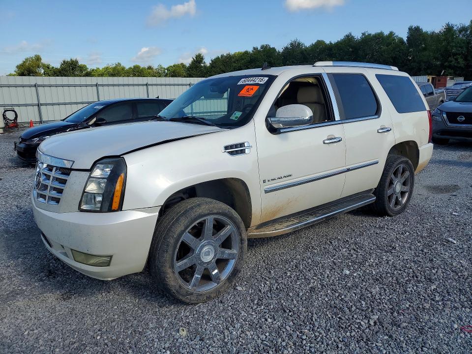 2007 Cadillac Escalade მანქანა იყიდება აუქციონზე, vin: 1GYFK63807R201292, აუქციონის ნომერი: 60444216