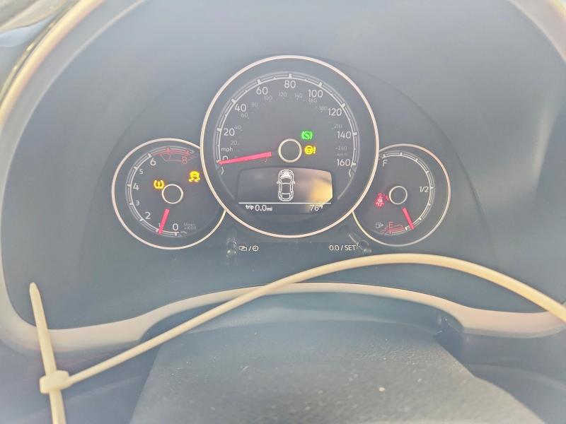 2018 Volkswagen Beetle მანქანა იყიდება აუქციონზე, vin: 3VWJD7AT8JM712892, აუქციონის ნომერი: 60004716