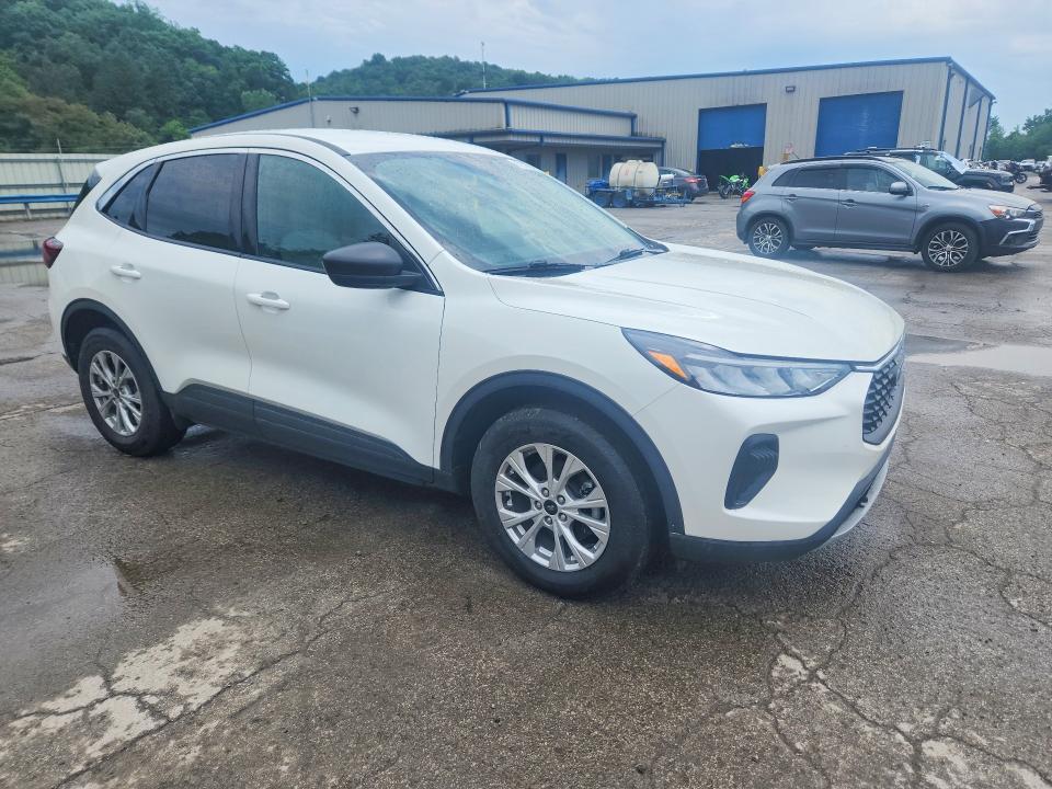 2023 Ford Escape მანქანა იყიდება აუქციონზე, vin: 1FMCU9GN9PUB31868, აუქციონის ნომერი: 61233996