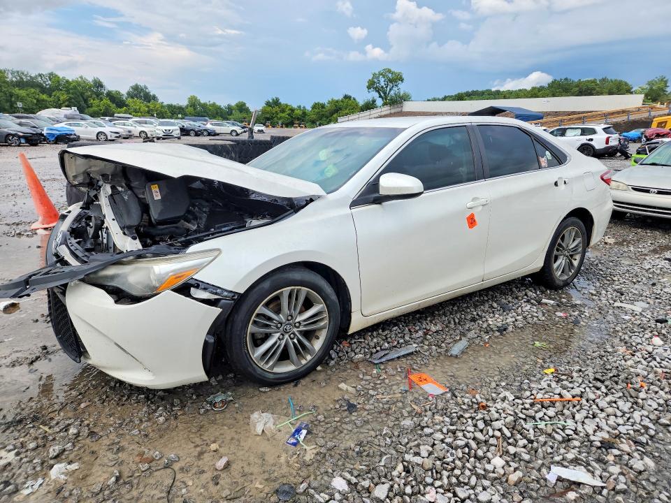2017 Toyota Camry მანქანა იყიდება აუქციონზე, vin: 4T1BF1FK2HU320345, აუქციონის ნომერი: 59811116