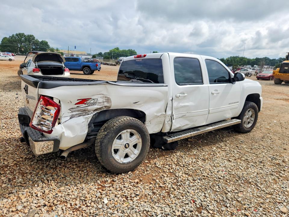 60747366 :رقم المزاد ، 3GCPKTE75DG168833 vin ، 2013 Chev Other مزاد بيع