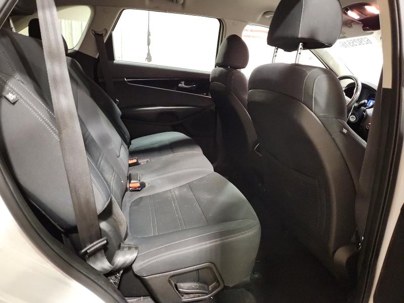 62925516 :رقم المزاد ، 5XYPGDA38JG413368 vin ، 2018 Kia Sorento مزاد بيع