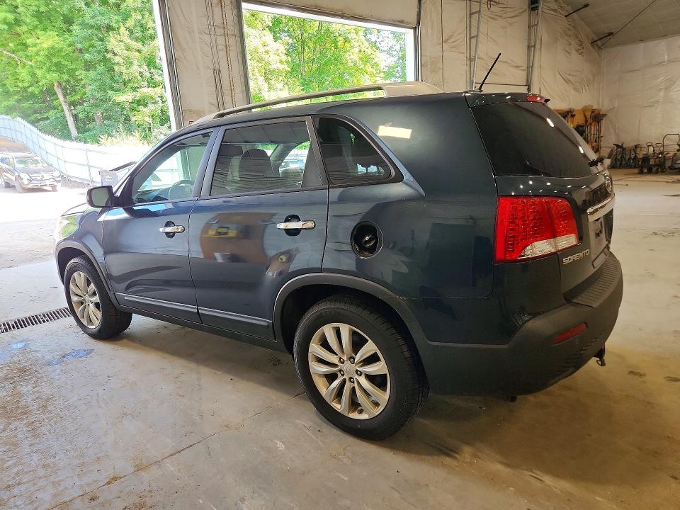 2011 Kia Sorento მანქანა იყიდება აუქციონზე, vin: 5XYKT4A26BG119885, აუქციონის ნომერი: 59716366