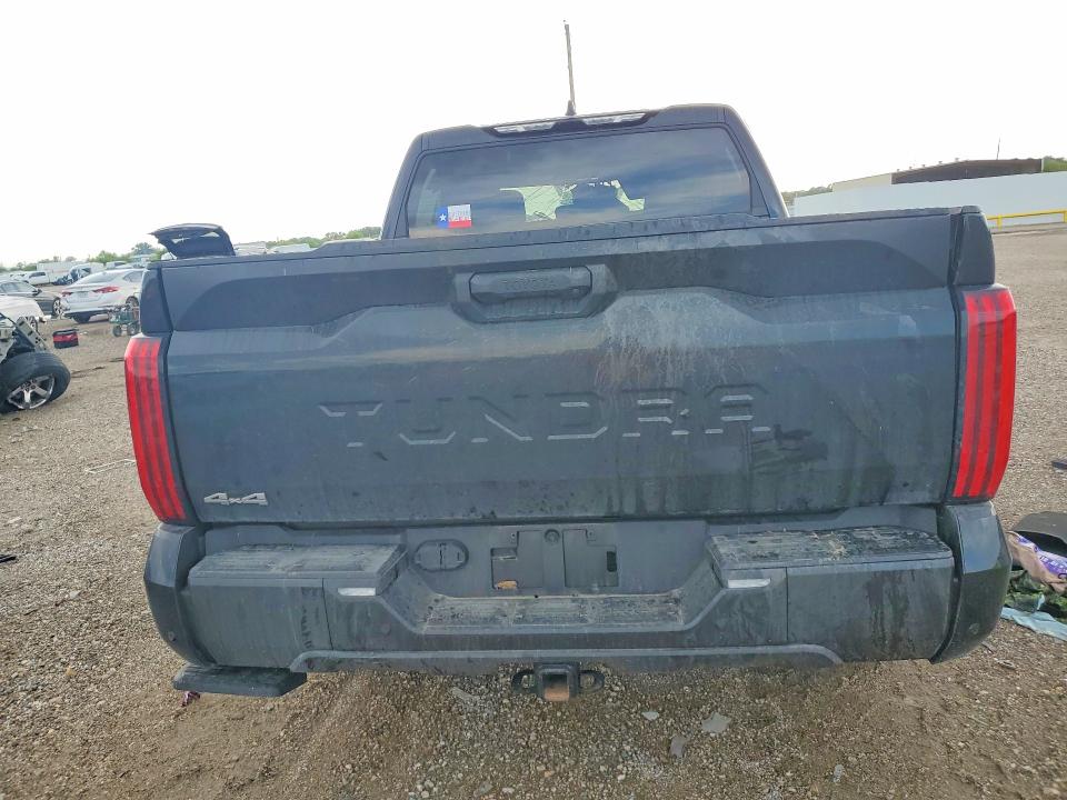 Продажа на аукционе авто 2026 Toyota Tundra, vin: 5TFLA5DB9TX383645, номер лота: 60310306