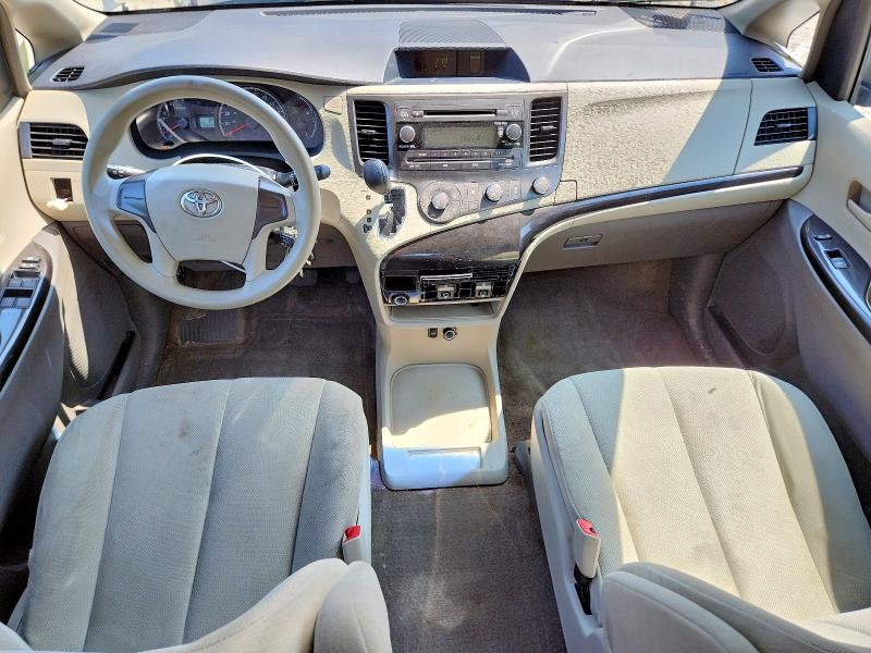 62426746 :رقم المزاد ، 5TDZK3DC2DS360929 vin ، 2013 Toyota Sienna مزاد بيع
