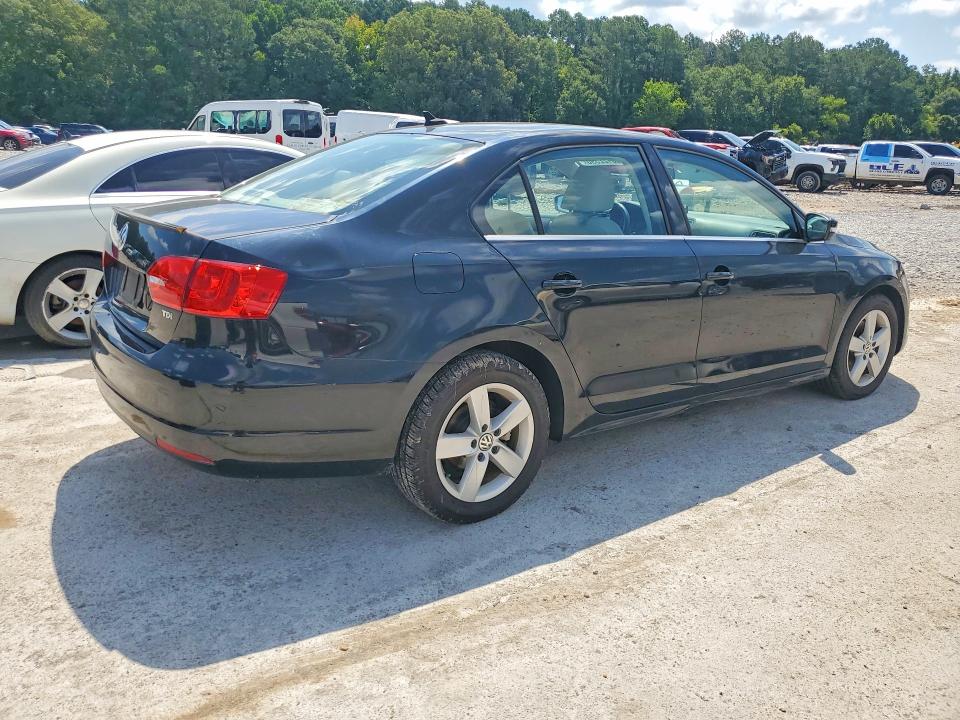 Продажа на аукционе авто 2013 Volkswagen Jetta, vin: 3VWLL7AJ0DM362091, номер лота: 60122396