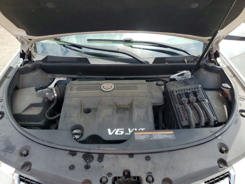 2015 Cadillac Srx მანქანა იყიდება აუქციონზე, vin: 3GYFNEE34FS611172, აუქციონის ნომერი: 63376326