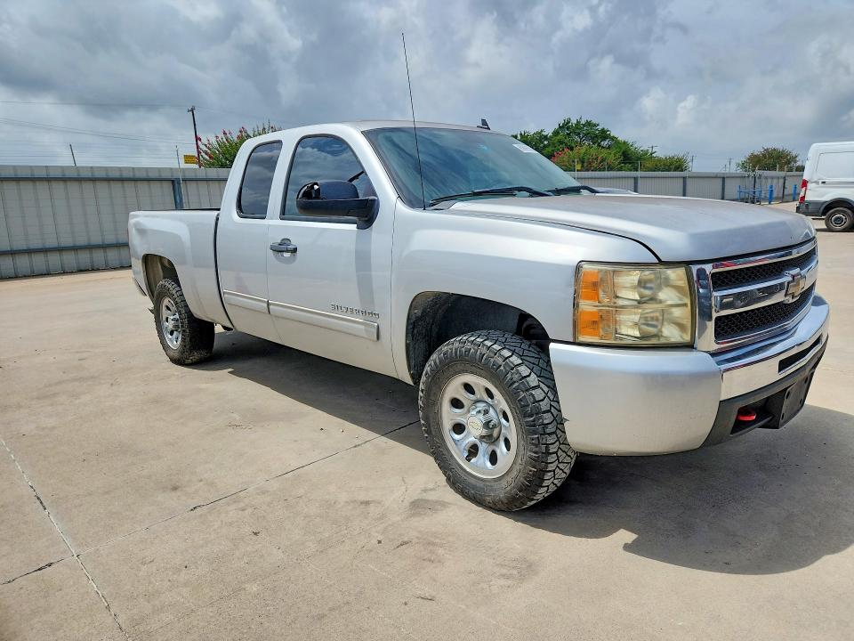 60995536 :رقم المزاد ، 1GCSKREA7AZ295748 vin ، 2010 Chevrolet Silverado مزاد بيع
