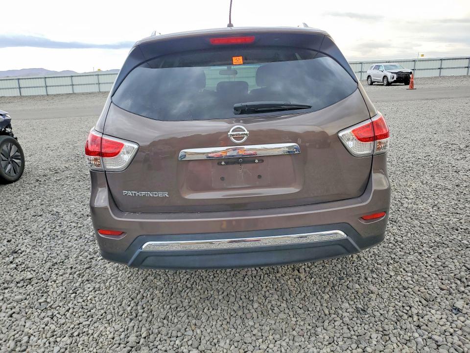 2015 Nissan Pathfinder მანქანა იყიდება აუქციონზე, vin: 5N1AR2MN2FC721824, აუქციონის ნომერი: 60417686