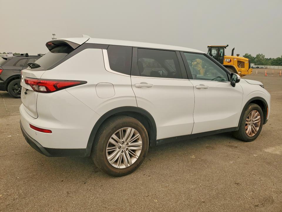 2022 Mitsubishi Outlander მანქანა იყიდება აუქციონზე, vin: JA4J4TA82NZ047901, აუქციონის ნომერი: 61225526