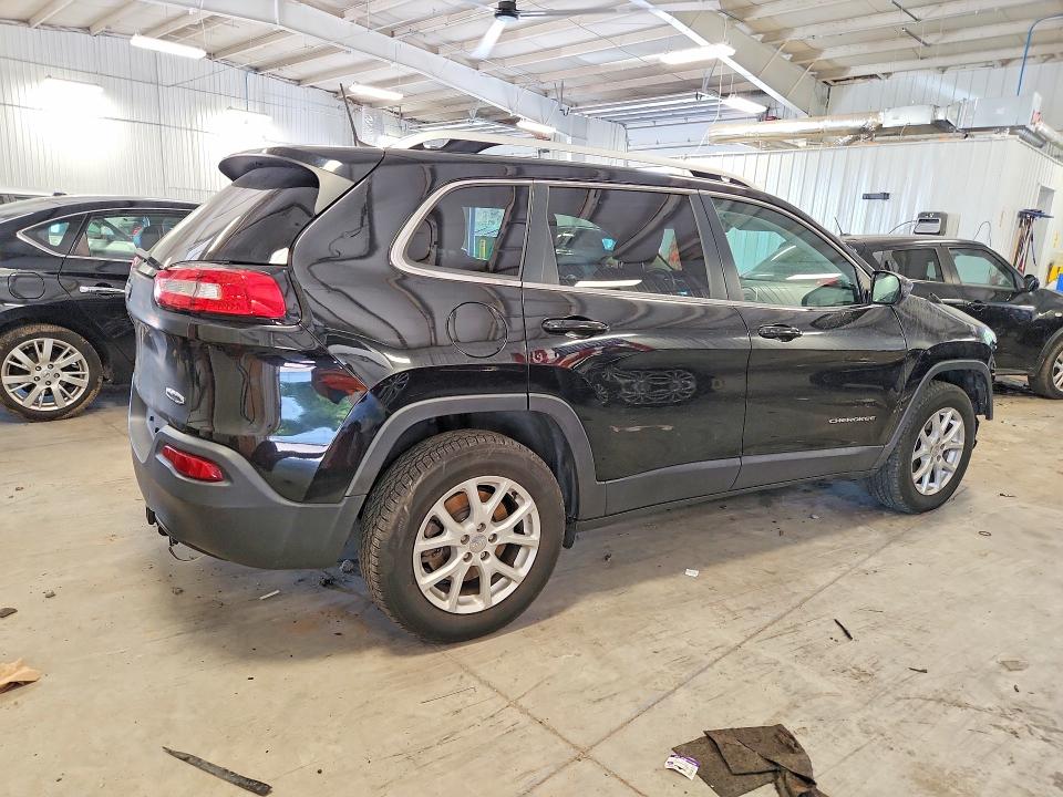 61007776 :رقم المزاد ، 1C4PJMLB0JD555508 vin ، 2018 Jeep Cherokee مزاد بيع