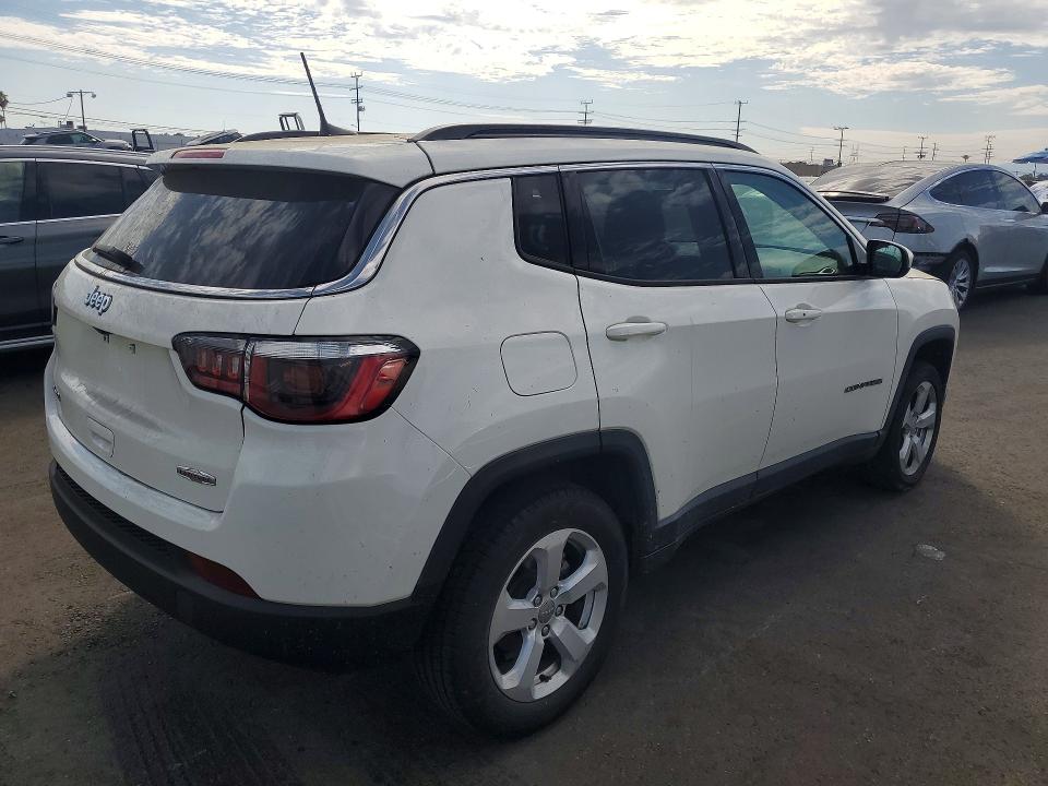 Продаж на аукціоні авто 2018 Jeep Compass, vin: 3C4NJDBB6JT320842, номер лоту: 61060746