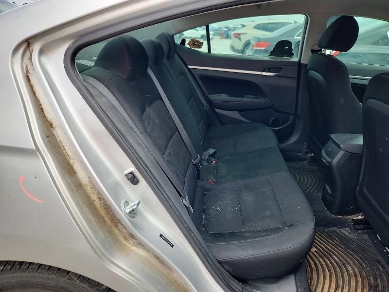 60698116 :رقم المزاد ، 5NPD84LF5KH445258 vin ، 2019 Hyundai Elantra مزاد بيع