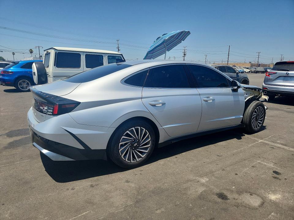 Продажа на аукционе авто 2025 Hyundai Sonata Hybrid, vin: KMHL34JJ8SA115196, номер лота: 60192506