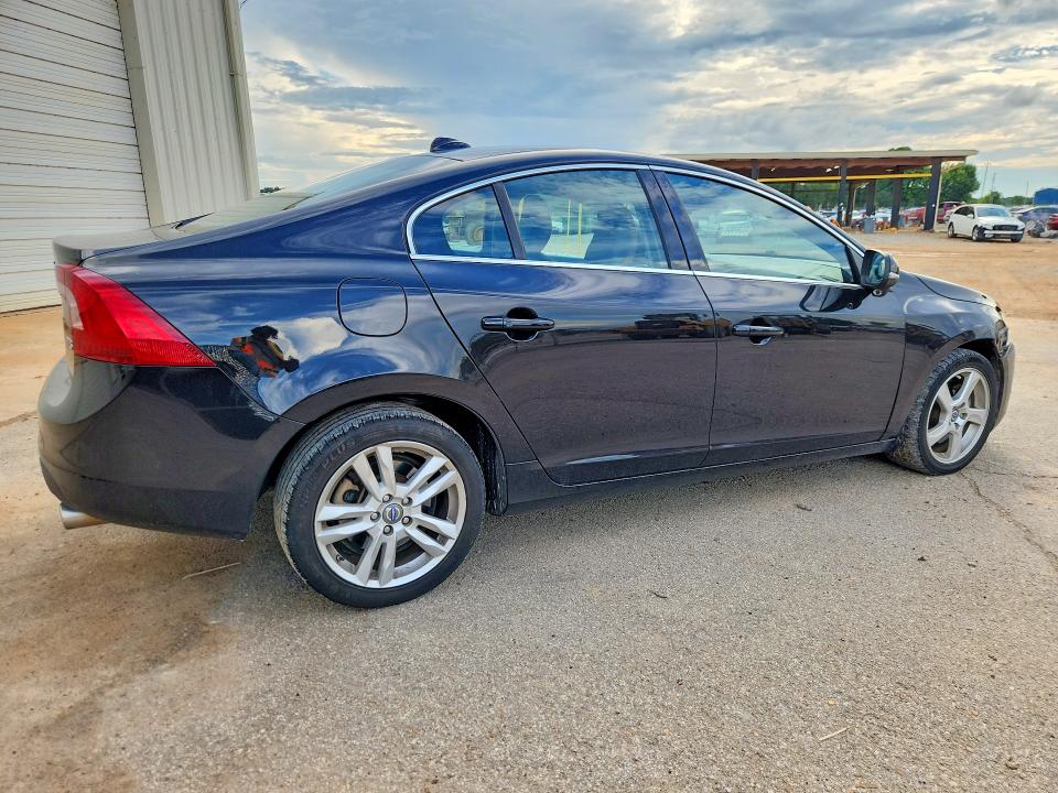 2013 Volvo S60 მანქანა იყიდება აუქციონზე, vin: YV1612FS8D2184300, აუქციონის ნომერი: 61177216