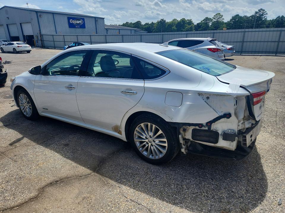 61117006 :رقم المزاد ، 4T1BD1EB5FU043792 vin ، 2015 Toyota Avalon Hybrid مزاد بيع