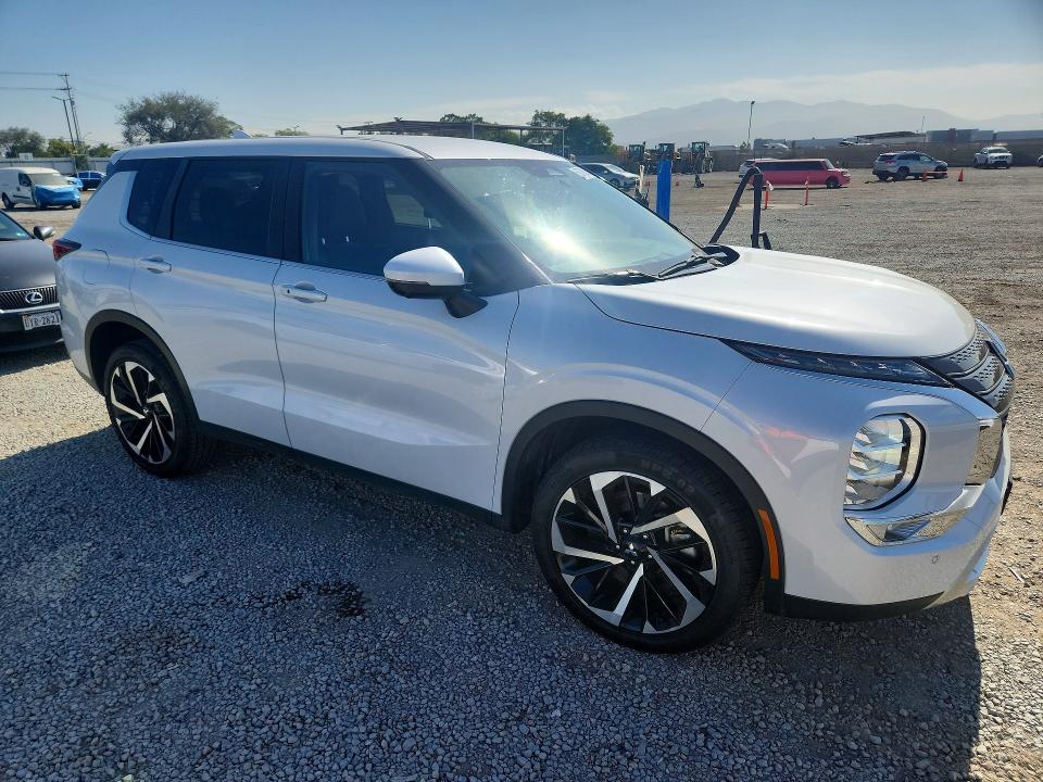 60788696 :رقم المزاد ، JA4J3VA85RZ088060 vin ، 2024 Mitsubishi Outlander مزاد بيع