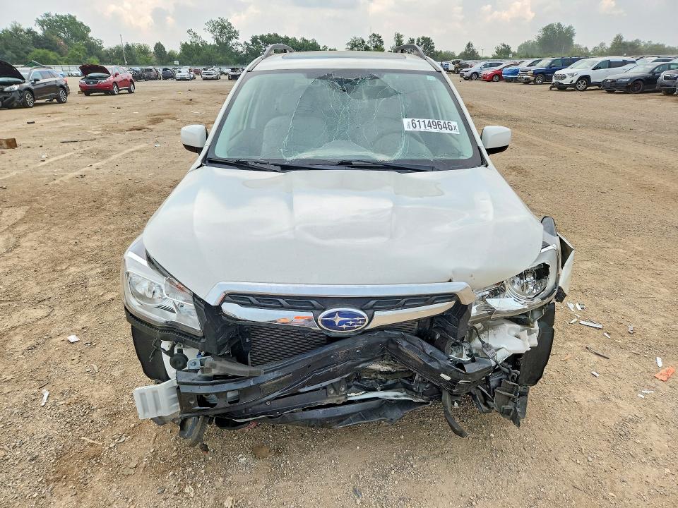 61149646 :رقم المزاد ، JF2SJAGC6JH477256 vin ، 2018 Subaru Forester مزاد بيع