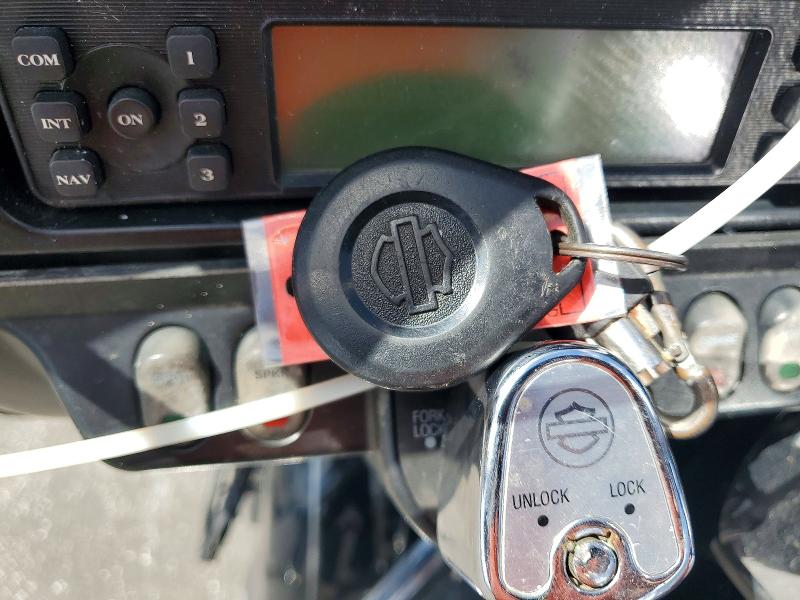 61394266 :رقم المزاد ، 1HD1KEM12BB644457 vin ، 2011 Harley-davidson Flhtk مزاد بيع