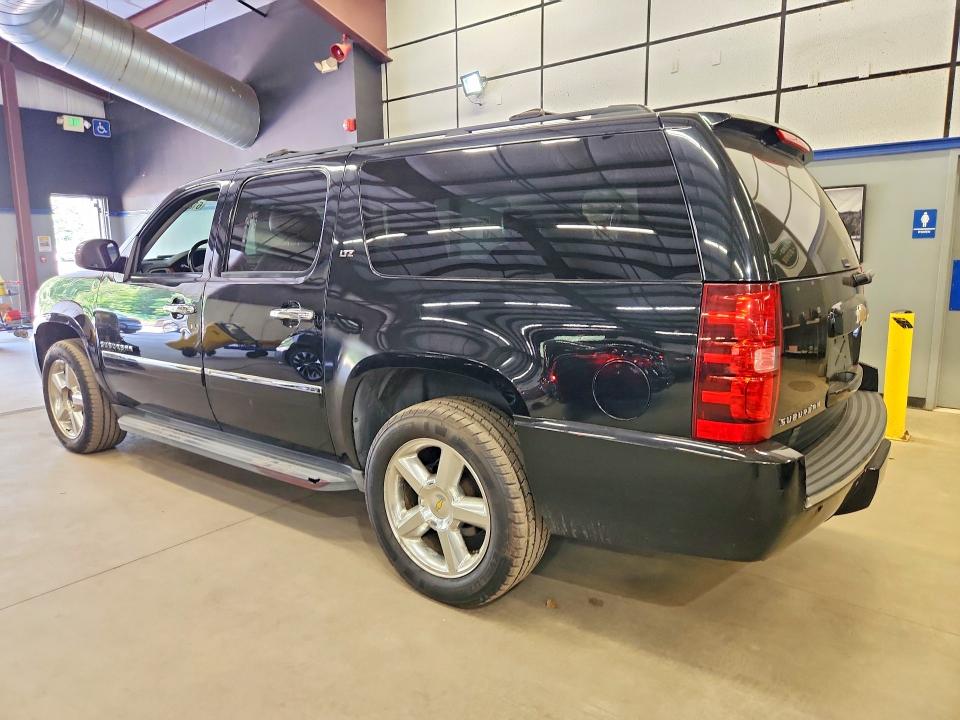 2014 Chevrolet Suburban მანქანა იყიდება აუქციონზე, vin: 1GNSCKE01ER106780, აუქციონის ნომერი: 61282296