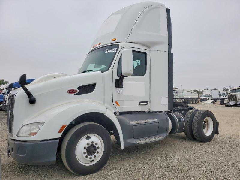 2015 Peterbilt 579 მანქანა იყიდება აუქციონზე, vin: 1XPBA48X3FD299336, აუქციონის ნომერი: 57911696