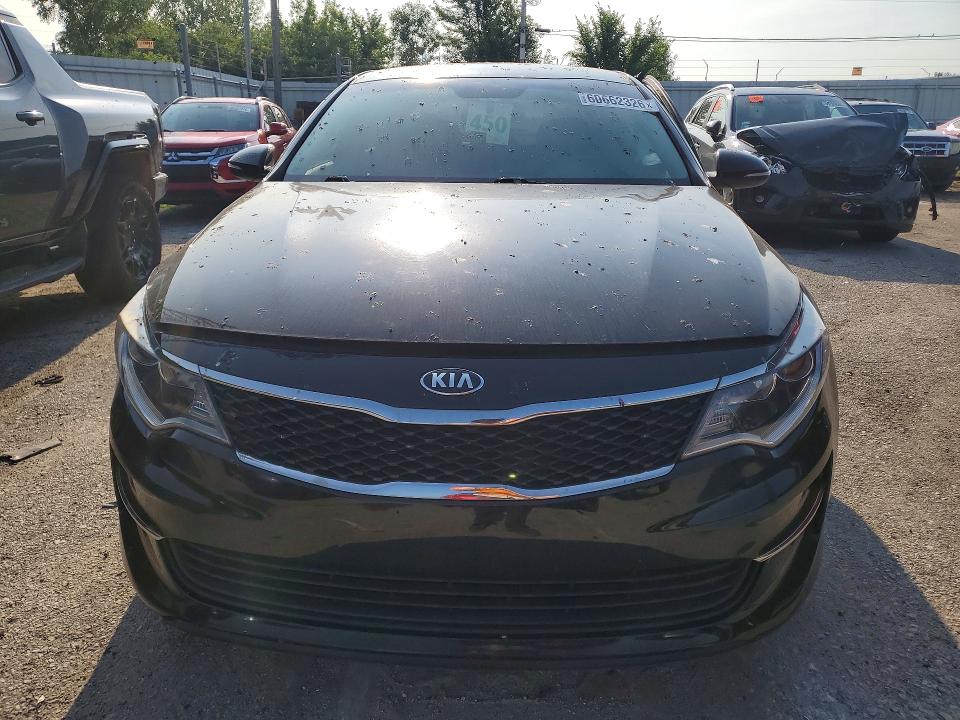60662326 :رقم المزاد ، 5XXGT4L3XHG136441 vin ، 2017 Kia Optima مزاد بيع
