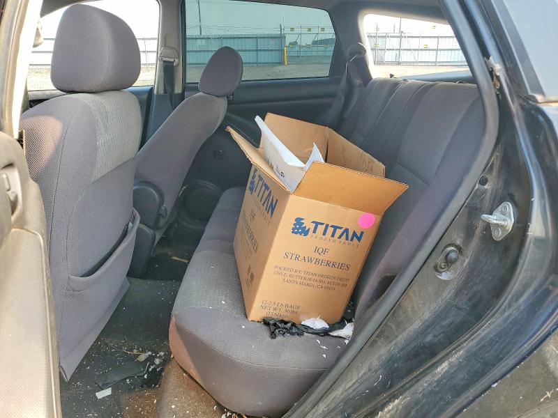 Auction sale of the 2005 Toyota Matrix, vin: 2T1KR32E85C493805, lot number: 61910736