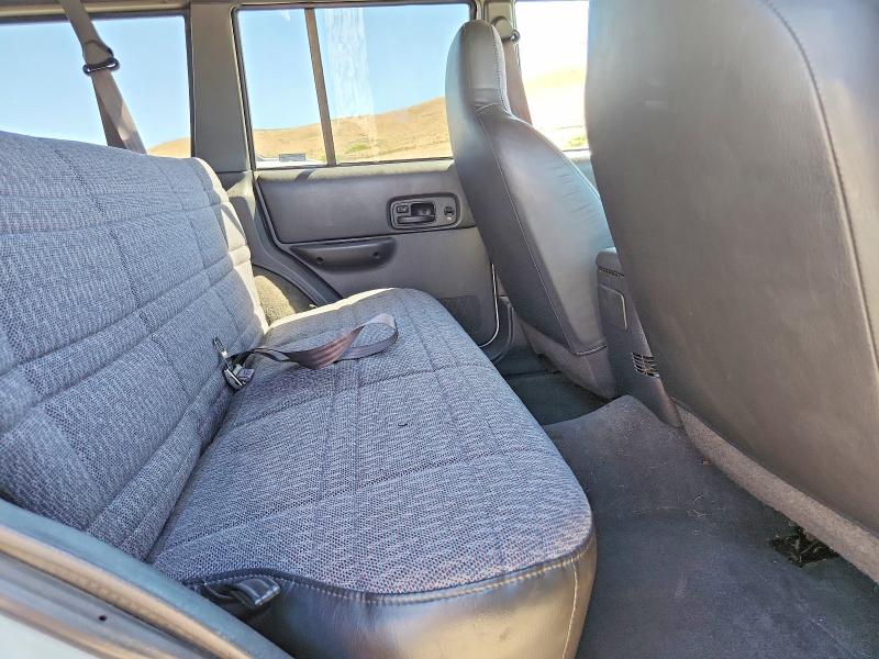 57742666 :رقم المزاد ، 1J4FF48S6YL120721 vin ، 2000 Jeep Cherokee مزاد بيع