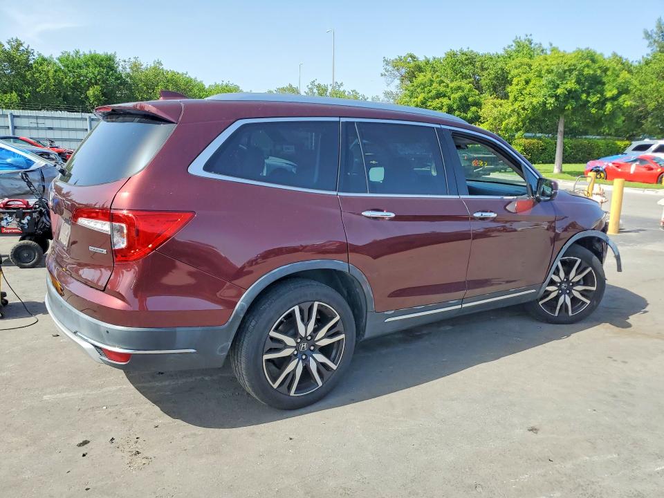 60961736 :رقم المزاد ، 5FNYF5H68KB001358 vin ، 2019 Honda Pilot مزاد بيع