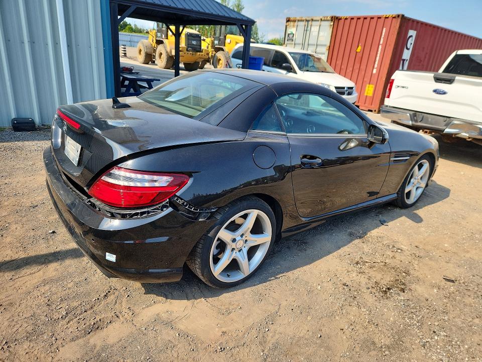 Продажа на аукционе авто 2012 Mercedes-benz Slk, vin: WDDPK5HA3CF010693, номер лота: 59056846