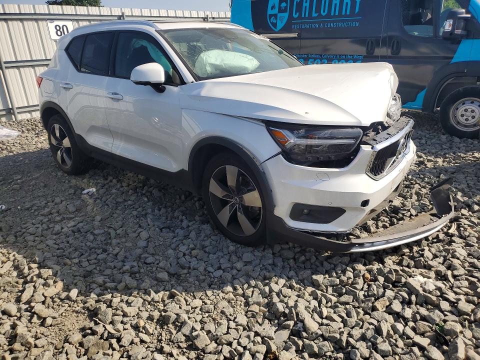 Продажа на аукционе авто 2021 Volvo Xc40, vin: YV4162UK2M2465235, номер лота: 59582996