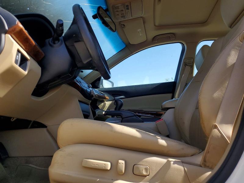 Продажа на аукционе авто 2011 Honda Accord, vin: 1HGCP3F8XBA001100, номер лота: 61170386