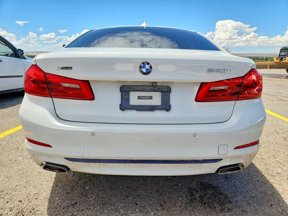 2018 Bmw 540 მანქანა იყიდება აუქციონზე, vin: WBAJE7C53JWC54841, აუქციონის ნომერი: 61642076