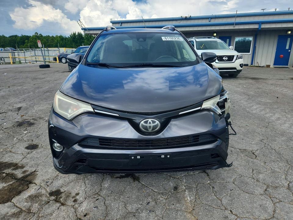 2018 Toyota Rav4 მანქანა იყიდება აუქციონზე, vin: JTMWFREVXJJ730043, აუქციონის ნომერი: 61195236