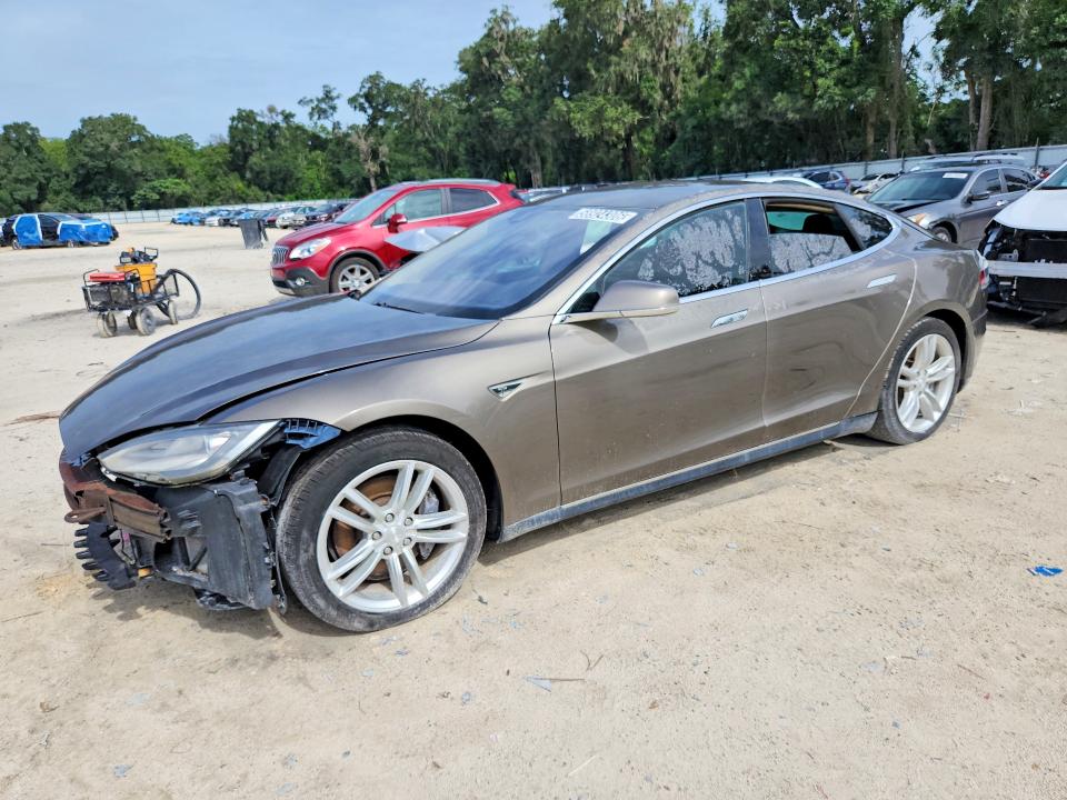 2015 Tesla Model S მანქანა იყიდება აუქციონზე, vin: 5YJSA1E23FF110220, აუქციონის ნომერი: 58924306