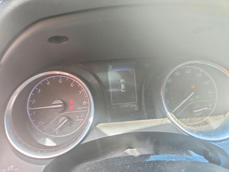 61879266 :رقم المزاد ، 4T1B11HK4JU082726 vin ، 2018 Toyota Camry مزاد بيع