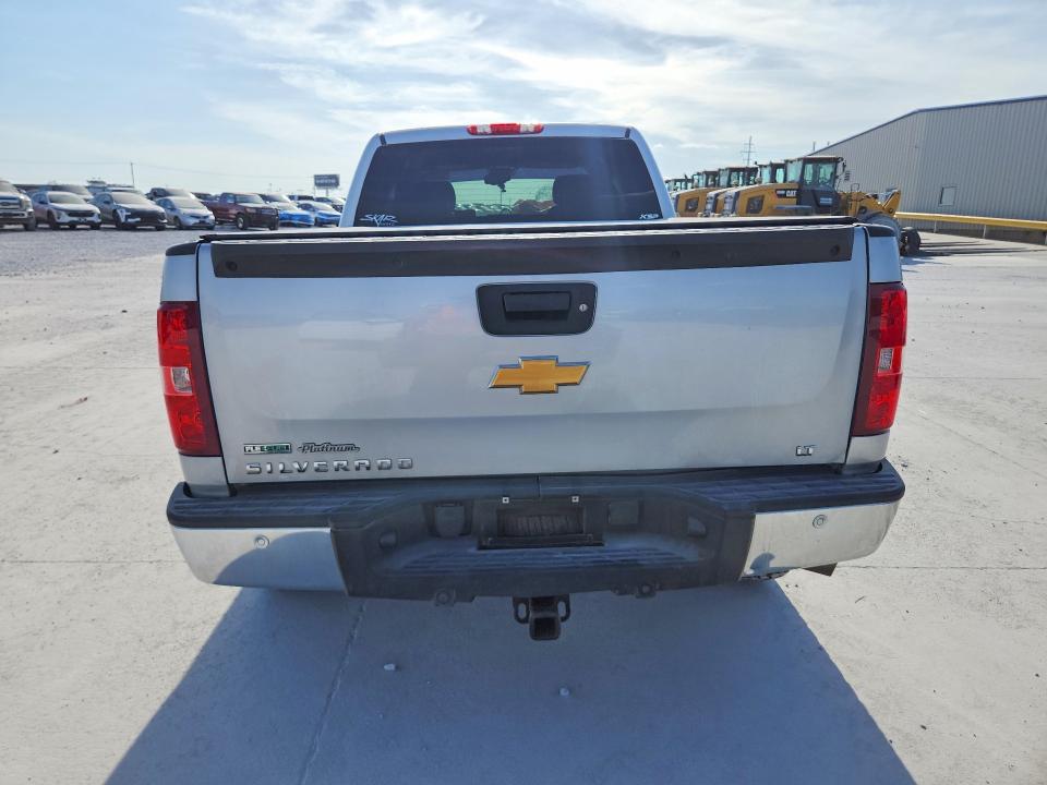61329676 :رقم المزاد ، 1GCRKSE74CZ156755 vin ، 2012 Chevrolet Silverado مزاد بيع