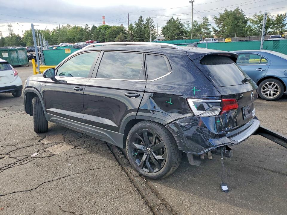 Продажа на аукционе авто 2022 Volkswagen Taos, vin: 3VVPX7B25NM040968, номер лота: 60382836