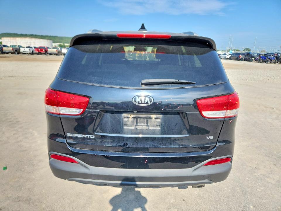 2016 Kia Sorento მანქანა იყიდება აუქციონზე, vin: 5XYPG4A57GG036641, აუქციონის ნომერი: 61354666