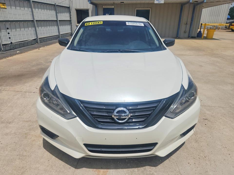 2018 Nissan Altima მანქანა იყიდება აუქციონზე, vin: 1N4AL3AP7JC294284, აუქციონის ნომერი: 61080816