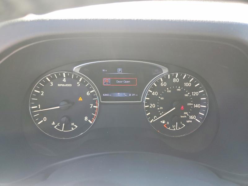 60211046 :رقم المزاد ، 5N1DR2MN4JC638062 vin ، 2018 Nissan Pathfinder مزاد بيع