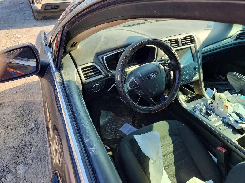 60660876 :رقم المزاد ، 3FA6P0HD8LR201202 vin ، 2020 Ford Fusion مزاد بيع